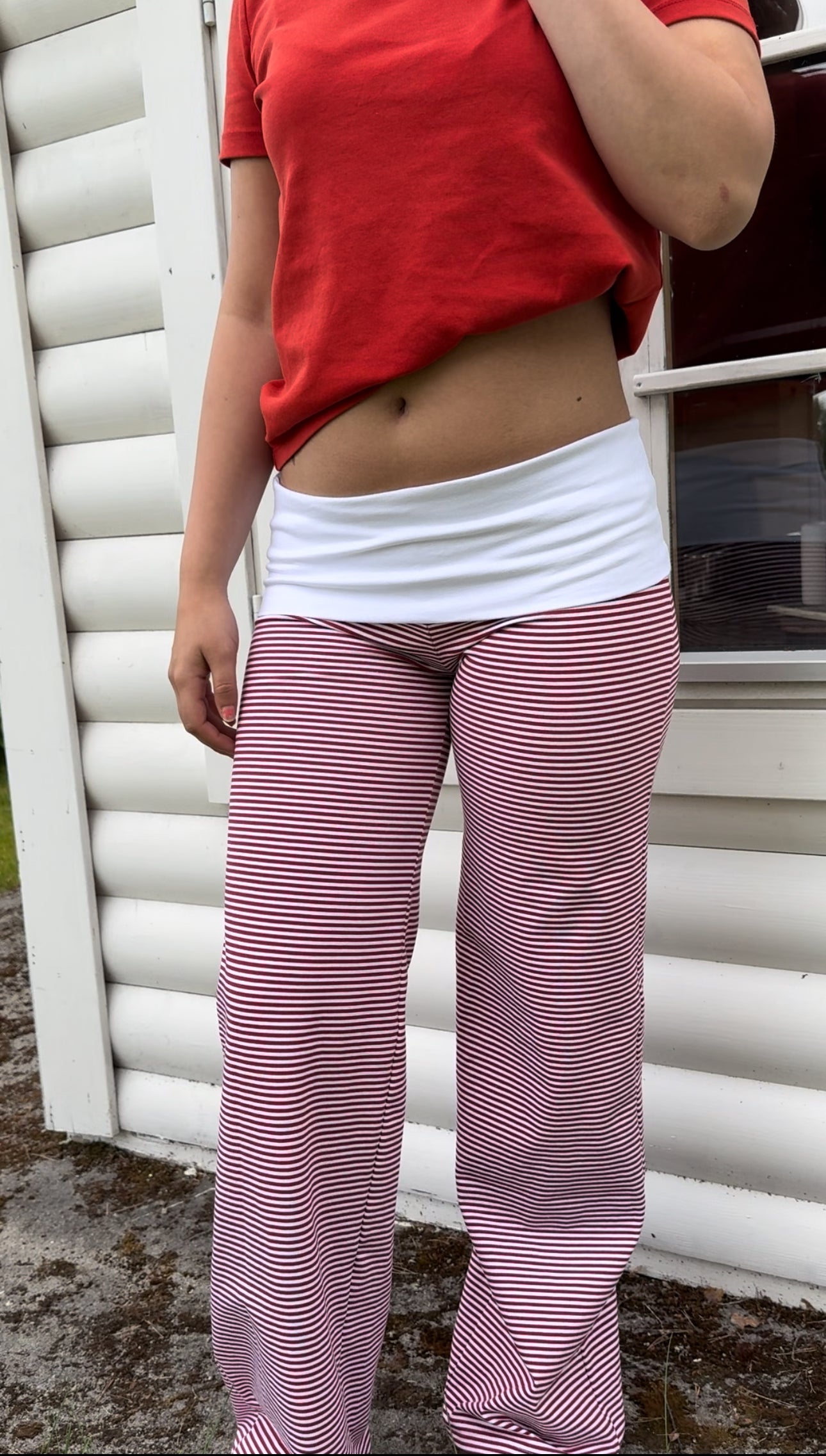 Red Frosty White Pants - PRE ORDER